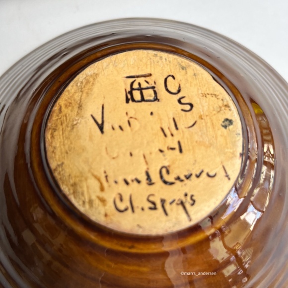 Vintage Van Briggle Art Pottery Bowl Dark Honey Hand Carved Signed — 7" dia - Picture 6 of 8